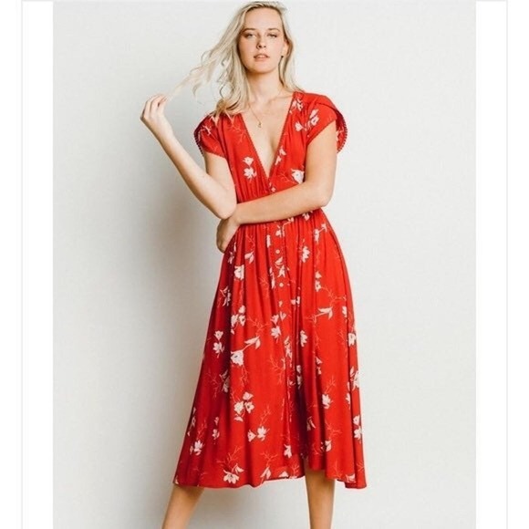 knot sisters Dresses & Skirts - Knot Sisters Domingo Midi‎ Dress In Scarlet Tulips Red Floral Womens Medium